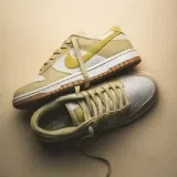 Nike Wmns Dunk Low Next Nature Se Hj5864-700 (Gr. 36 Bis 42) Für 62,63 € Inkl. Versand (Statt 82,98 €)