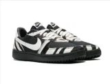 Nike WMNS Field General IM5768-001 (Gr. 37,5 bis 40)