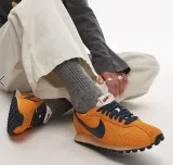 Nike LD-1000 (IB3483-800) für 40,15 € inkl. Versand (statt 70,99 €)