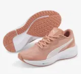 Puma Laufschuh ‚Aviator‘ altrosa für 23,95 € inkl. Versand (statt 39,95 €)