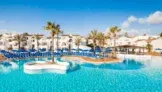 Super Last Minute Mallorca: 6 Tage im 3* Globales Bouganvilla mit All Inclusive, Flügen, Transfers und Zug zum Flug ab 205 €