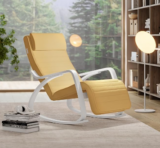 SONGMICS Schaukelstuhl, mit Armlehnen aus Birkenholz, 5-Fach verstellbare Fußstütze, pastellgelb-weiß