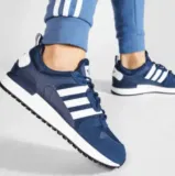 Adidas ZX 700 HD FY1102 Unisex-Sneaker (36-48 2/3) für 47,50 € inkl. Versand (statt 74,00 €)