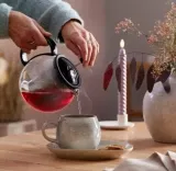 Bodum Assam Teebereiter mit Glasgriff und farbigem Deckel, 1l für 15,45 € inkl. Versand (statt 20€)