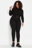 Trendyol Curve Große Größen in Jeans (Gr. 42 bis 52) für 9,10 € inkl. Versand