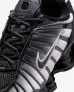 Nike Shox Tl Fade IH1336-002 (Gr. 35,5 bis 44,5) für 101,99 € inkl. Versand (statt 152,99 €)
