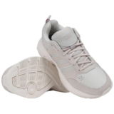 adidas Strutter Herren Schuhe (Gr. 41 1/3 bis 46 2/3) für 37,28 € inkl. Versand (statt 56,99 €)