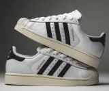 adidas Superstar Ii W White Black HQ2285 (Gr. 36 bis 42 2/3) für 76,13 € inkl. Versand (statt 120,00 €)