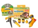 Hozelock Select Gartenschlauch (25 m) & Essentials Set (Sprühpistole, Sprühdüse, Sprinkler, 2 x Schlauchanschluss, Wasserhahnanschluss) – für 39,95 € inkl. Versand statt 65,00 €