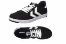 Hummel Herren Stadil Light Canvas Sneaker (Gr. 37 – 43 & 45 – 46) für 19,98 € [Prime] statt 27,97 €