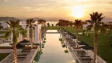 Griechenland HolidayCheck Award Hotel: 7 Nächte im 4,5* Grecotel Casa Marron mit Direktflügen, All Inclusive & Zug zum Flug und Transfer