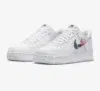 Nike Air Force 1 ’07 Sneaker (FJ4226-100) für 90,97 € inkl. Versand (statt 129,99 €)