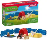 schleich FARM WORLD 42480 13-Teiliges Welpenstube Bauernhof Spielset – Mit 3 Welpenfiguren und Zubehör für 12,99 € inkl. Prime-Versand (statt 16,36 €)