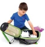 trunki BoostApak Schwarz mit Grün (Rucksack & Kindersitz der Gruppe 2-3 in Einem) – für 59,99 € inkl. Versand (statt 79,99 €)